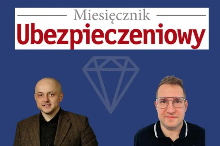 dwaj mężczyźni na tle loga Miesięcznik Ubezpieczeniowy Agent Ubezpieczeniowy Mateusz Kolbe oraz agent ubezpieczeniowy Rafał Wróbel 